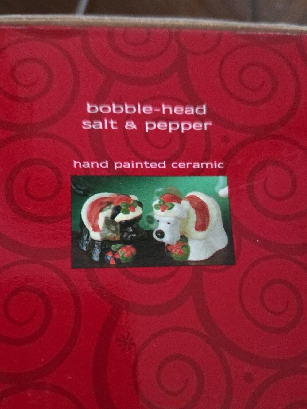 Christmas Bobble-Head Dog Salt & Pepper Shakers - Picture 5 of 6
